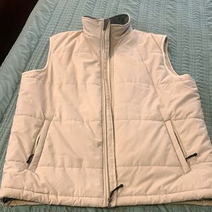 Men’s Champion waterproof vest NWOT tan and gray fleece neck with size L zipper